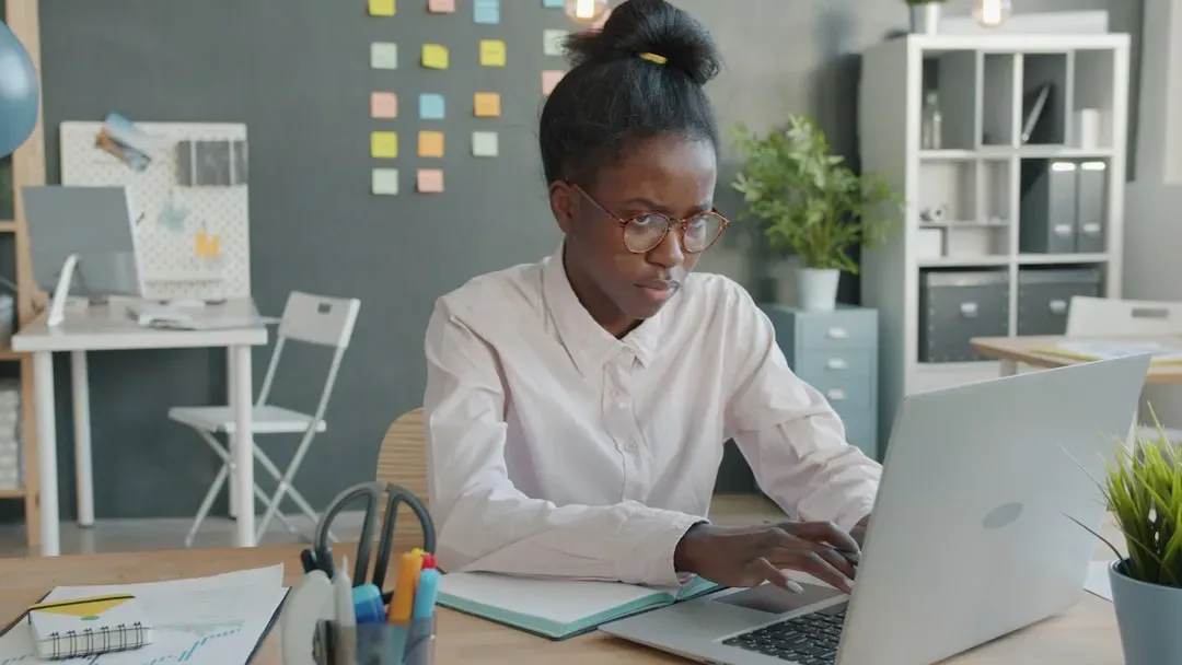 They Stay Calm Under Pressure and Stress (Image Credits: Unsplash)