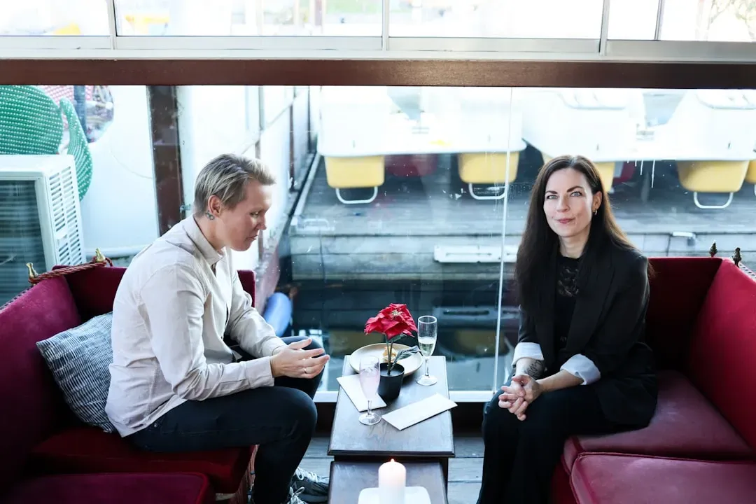 They Turn the Conversation Back to Themselves (Image Credits: Unsplash)