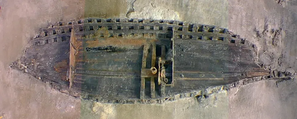 #1 Whole Wooden Hulls That Should Have Rotted Away (By Cmeide, CC BY-SA 3.0)