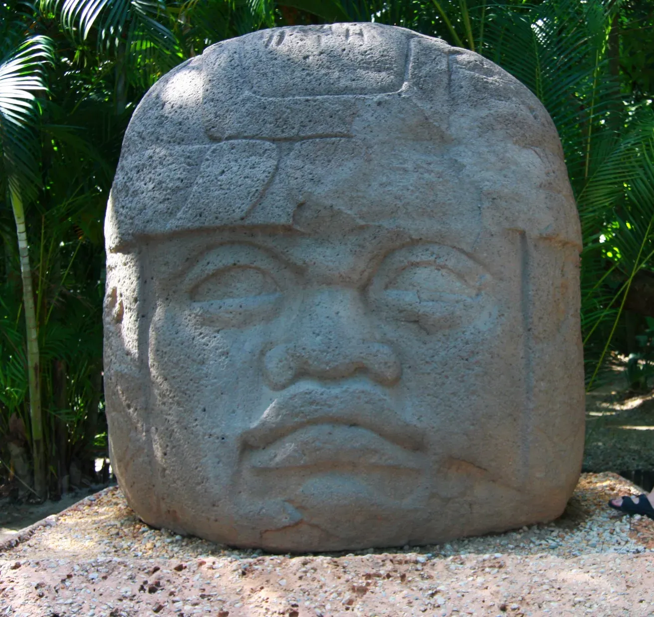 3. The Olmec Civilization: Mesoamerica's True Mother Culture (By Glysiak, CC BY-SA 4.0)