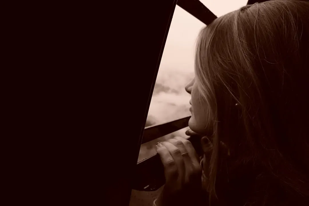 It Communicates Through Intuition and Gut Feelings (Image Credits: Unsplash)