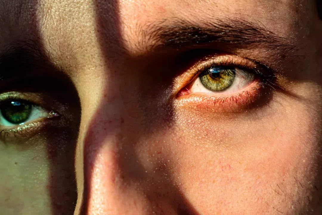 Why Mutual Gaze Feels So Personal, Even Across Species (Image Credits: Unsplash)