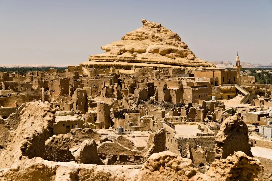 Egypt’s Buried Neighborhoods: Cities And Sacred Spaces Under The Sand (Image Credits: Unsplash)
