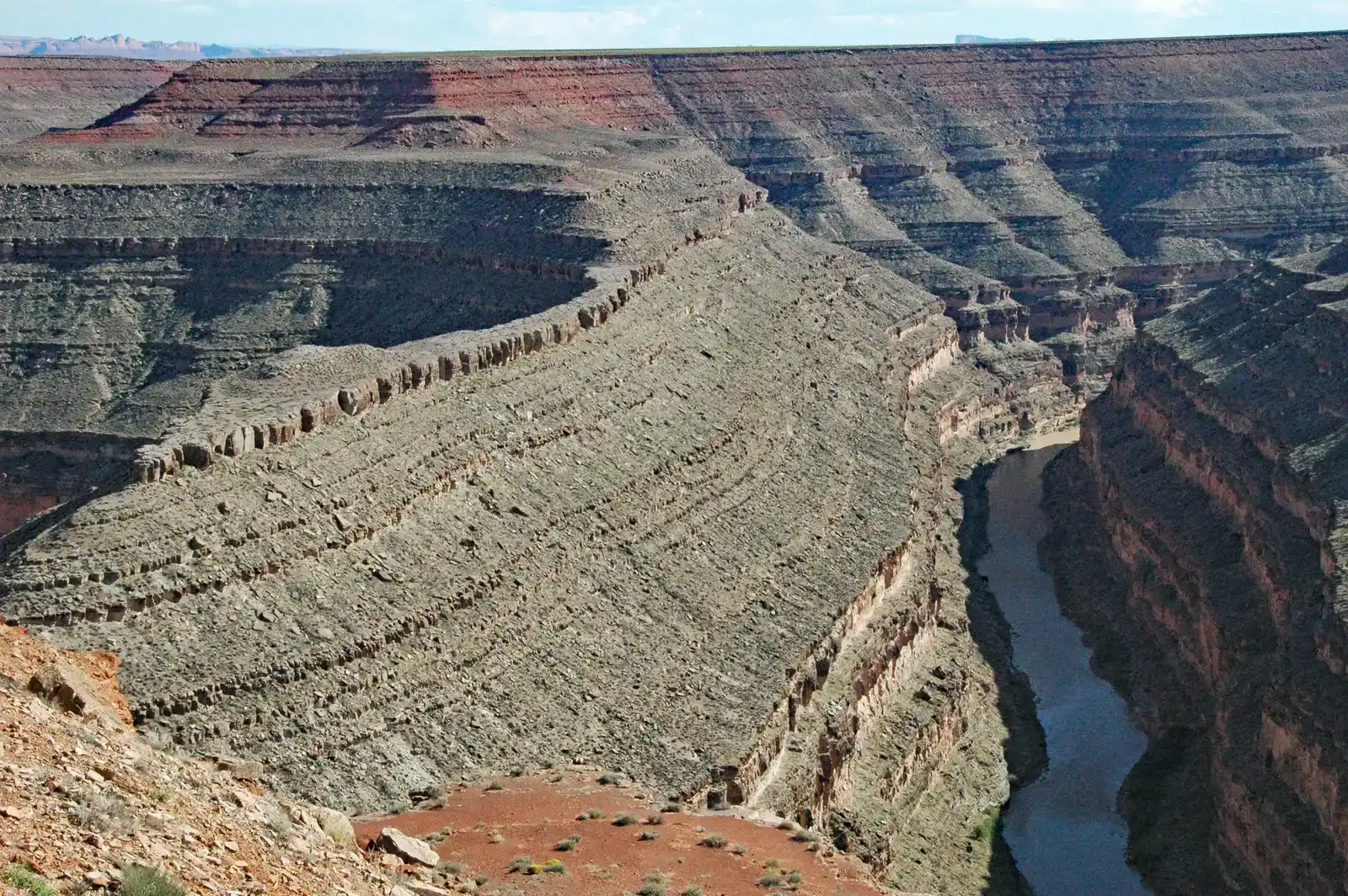 Plate Tectonics and Uplift: The Force That Set the Stage (Entrenched meandering river (Goosenecks of the San Juan River, Utah, USA) 6, CC BY 2.0)
