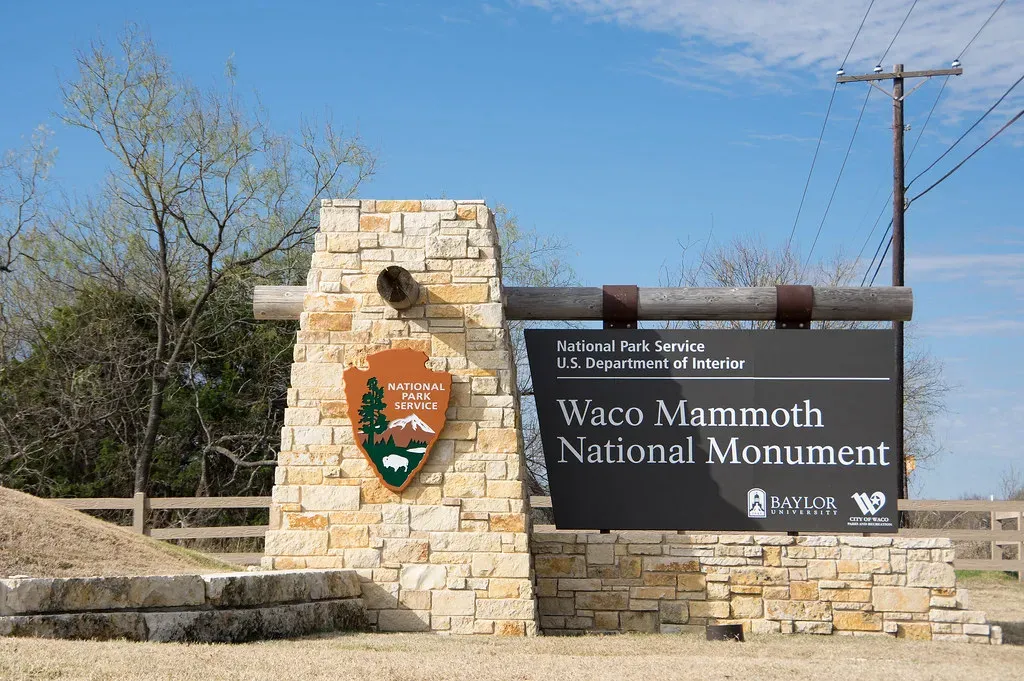 Waco Mammoth National Monument, Texas (RuggyBearLA, Flickr, CC BY-SA 2.0)