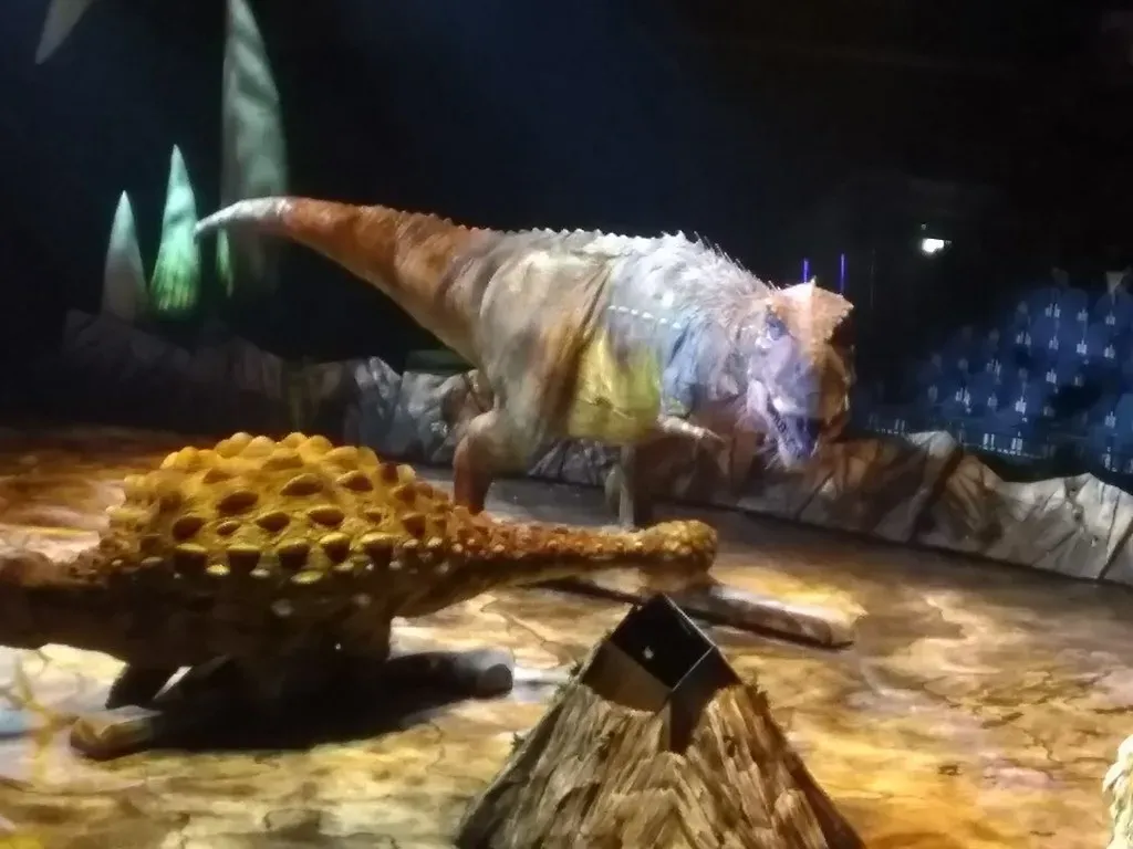 Living Alongside Giants: The Ultimate Test (Image Credits: Flickr)