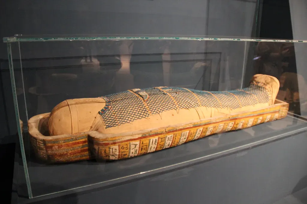2. Egyptian Mummies and Traces of Nicotine and Coca (Image Credits: Flickr)