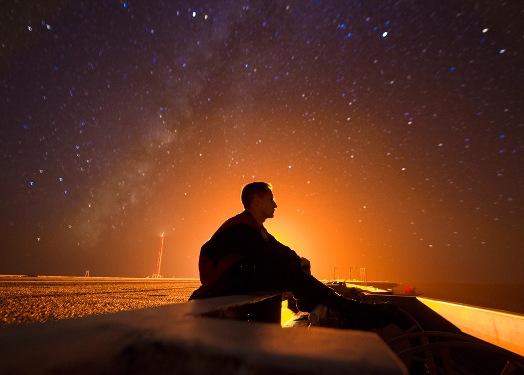 Cancer: The Emotionally Intelligent Observer (Image Credits: Rawpixel)