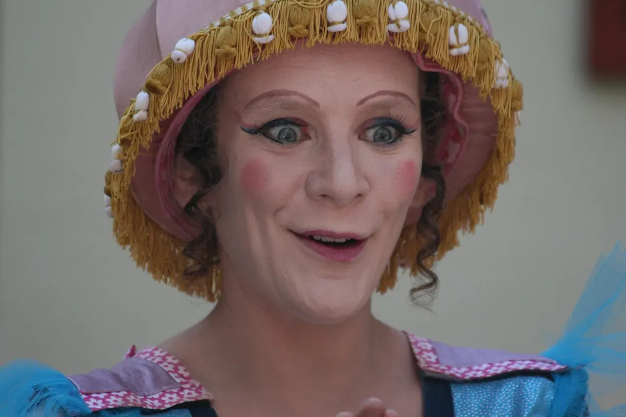 They Start Copying Your Style, Habits, or Ideas (Image Credits: Pixabay)