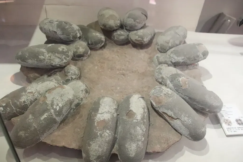 The Challenge of Giant Parents (Image Credits: Flickr)