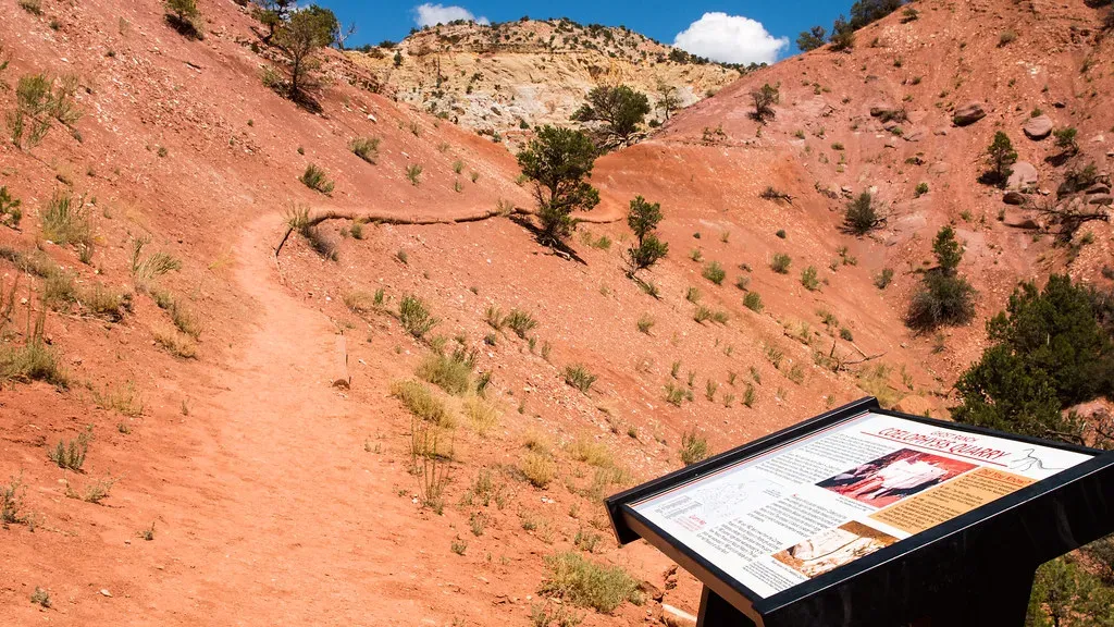 Ghost Ranch, New Mexico: Where a Flash Flood Became a Time Capsule (Image Credits: Flickr)