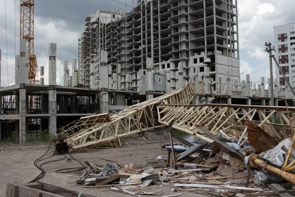 #10 - A Construction Site Collapse That Killed a Worker (Image Credits: Pexels)