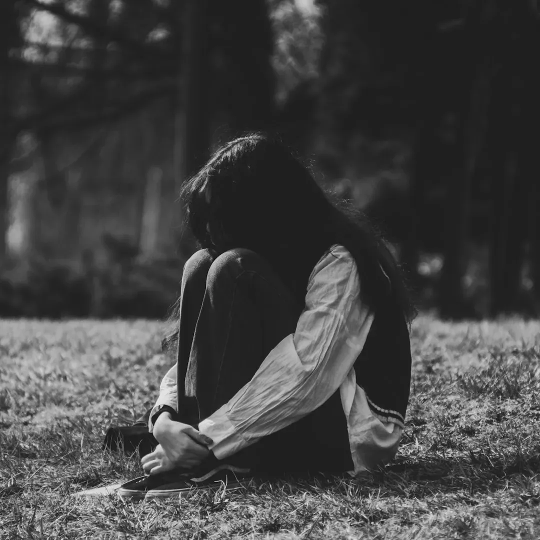 When Vulnerability Feels Like Standing Naked in a Crowd (Image Credits: Unsplash)