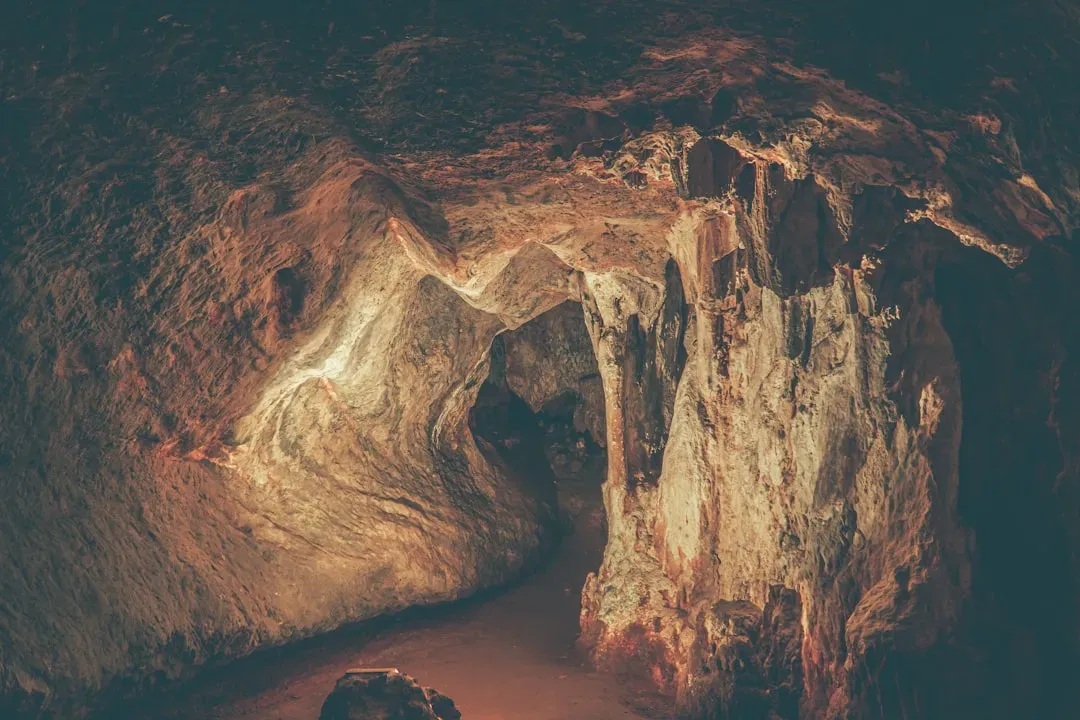 How Deep Is “Deepest”? The Race to the Bottom of the Earth (Image Credits: Unsplash)