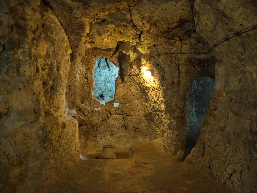 #11 – Derinkuyu's Massive Underground City (Jokertrekker, Flickr, CC BY-SA 2.0)