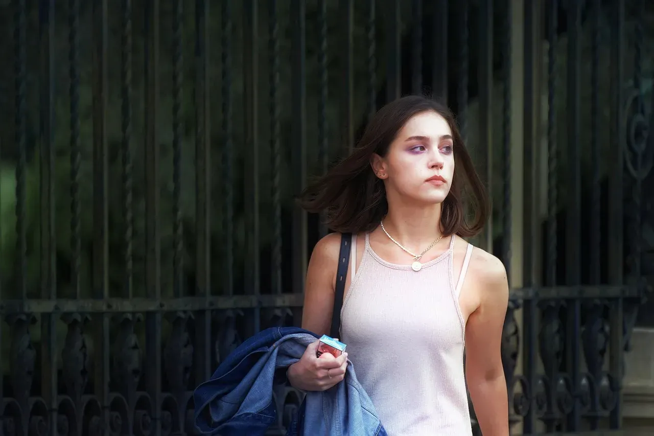 Taking the First Step Toward Freedom (Image Credits: Pixabay)