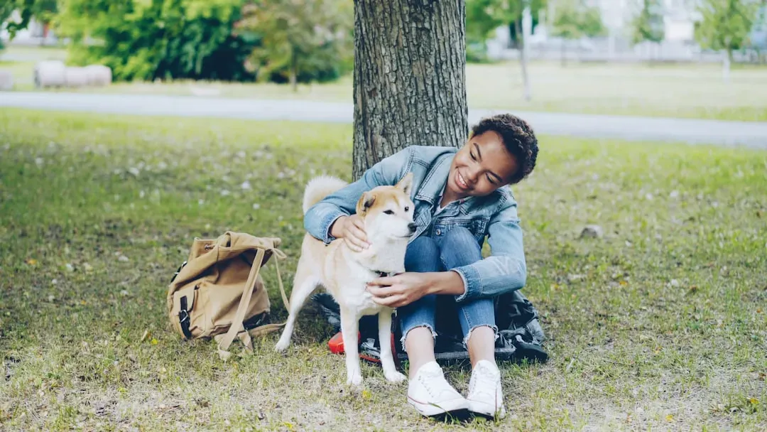 Why Talking to Pets Feels So Strangely Natural (Image Credits: Unsplash)