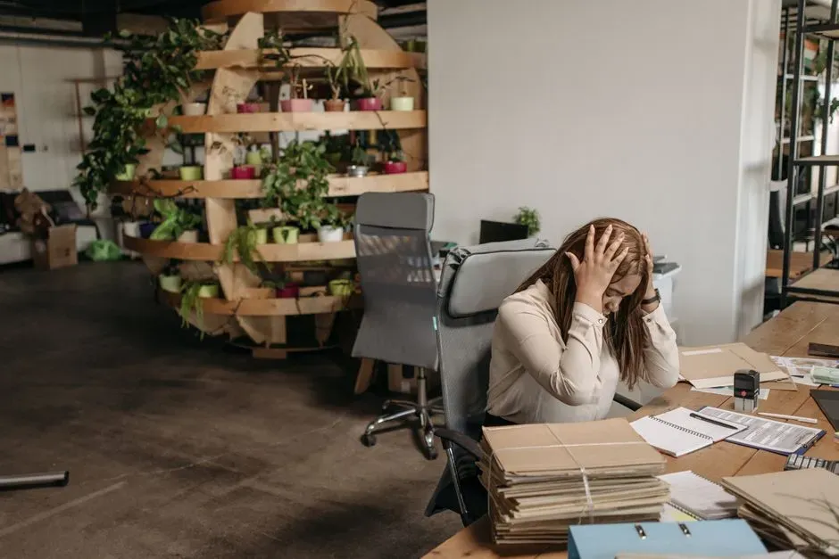 Modern Life: Old Brains in New Rooms (Image Credits: Pexels)