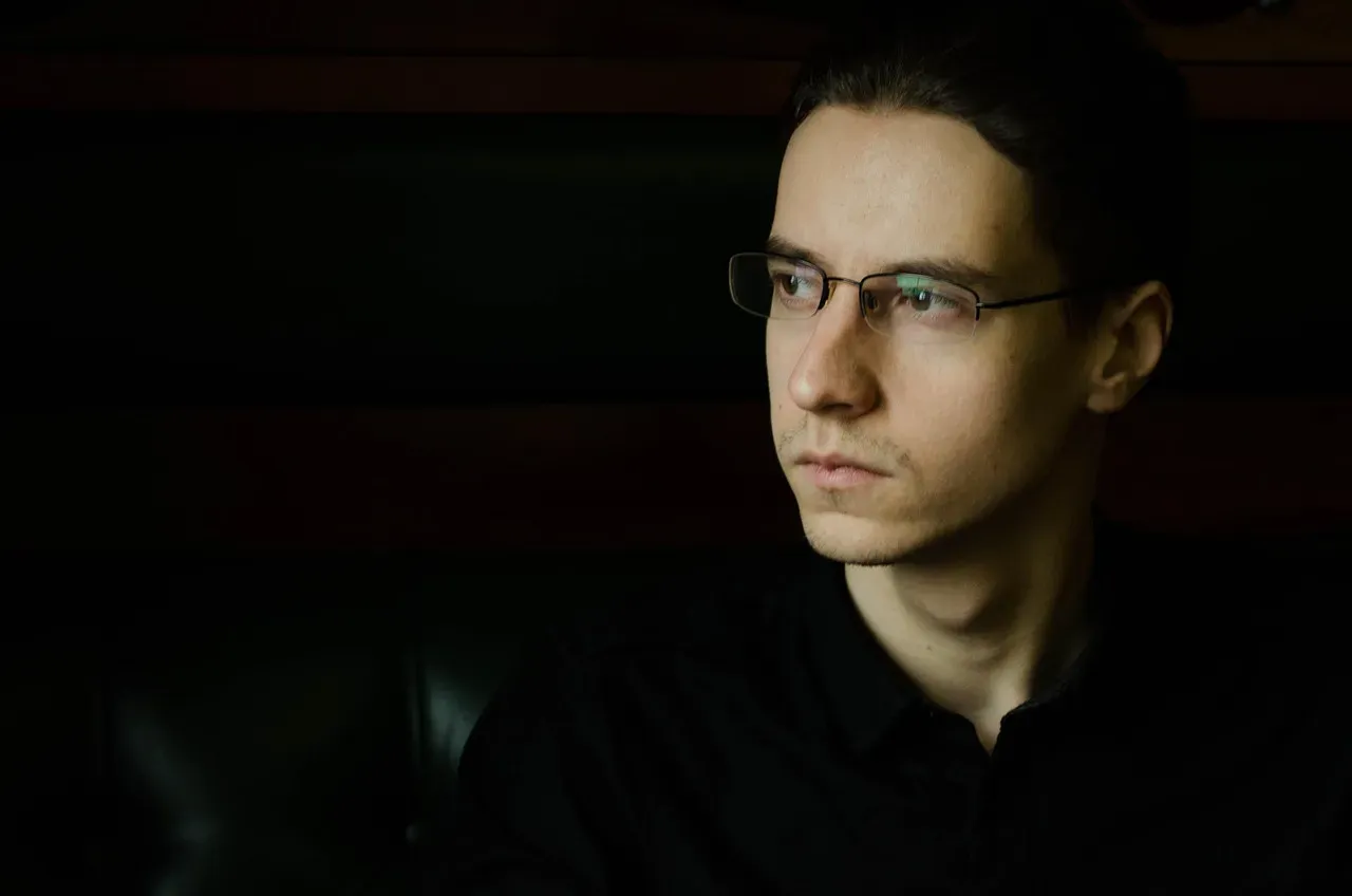 You'll Notice Their Pessimism Creeping Into Everything (Image Credits: Pixabay)