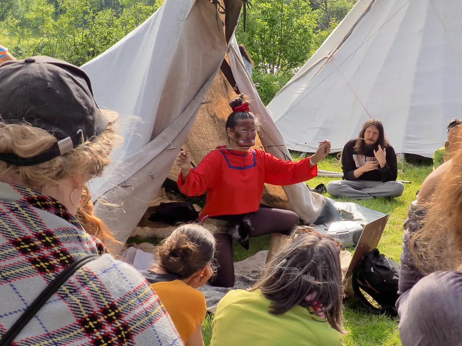 Living Traditions: From Stone to Voice (Image Credits: Wikimedia)