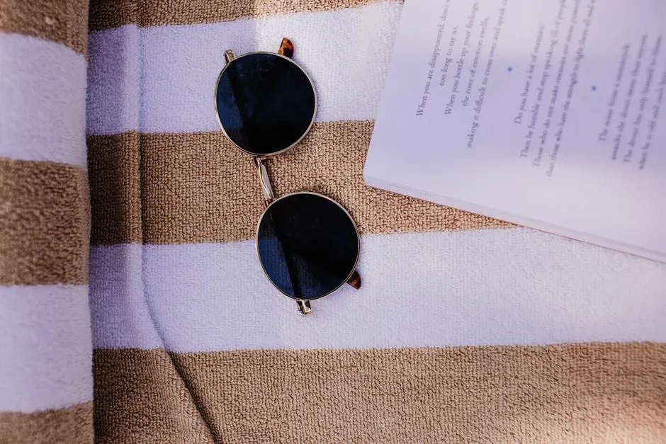 #7 - Sunglasses Weren't Mass-Market Until 1929 (Image Credits: Pexels)