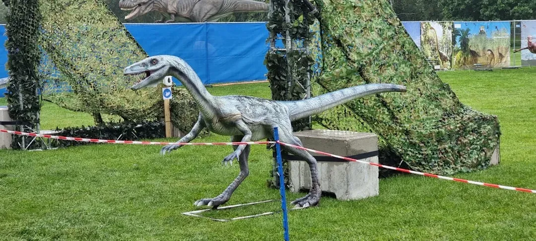 1. Dinosaurs Were All Slow, Clumsy, Tail-Dragging Brutes (Image Credits: Unsplash)