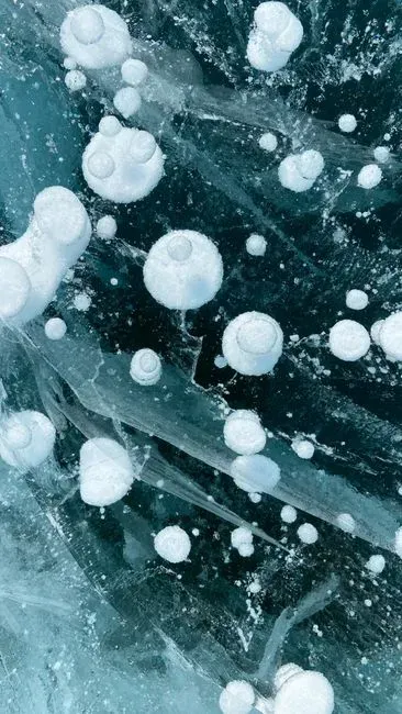 6. Methane Hydrate Ice That Burns Like A Frozen Flame (Image Credits: Pexels)