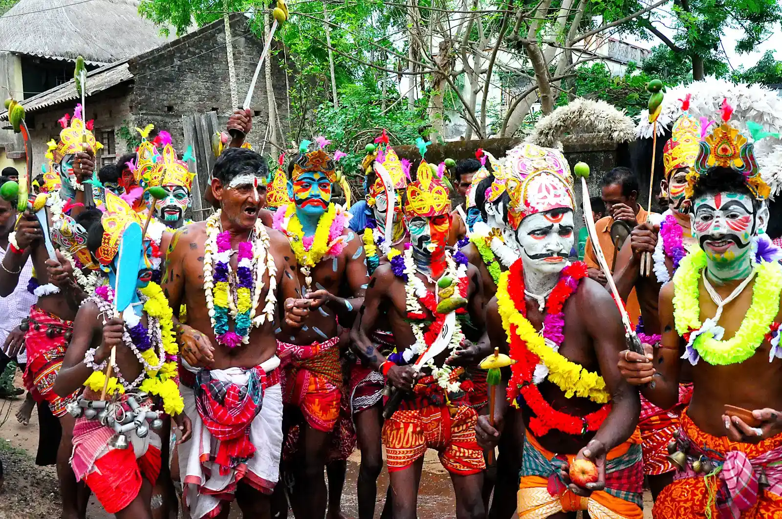 Festival Traditions: Celebrating Light, Harvest, and Ancestral Memory (Image Credits: Wikimedia)
