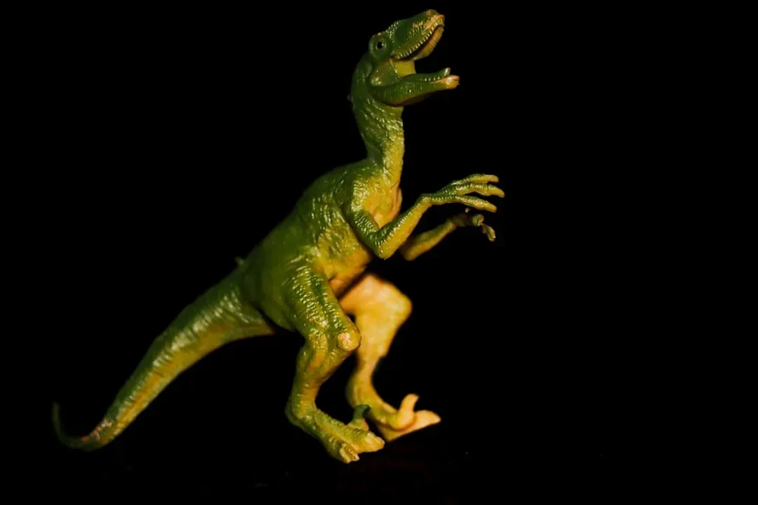 9. The Weaponized Dino-Hybrids That Turn Evolution Into a Comic Book (Image Credits: Unsplash)