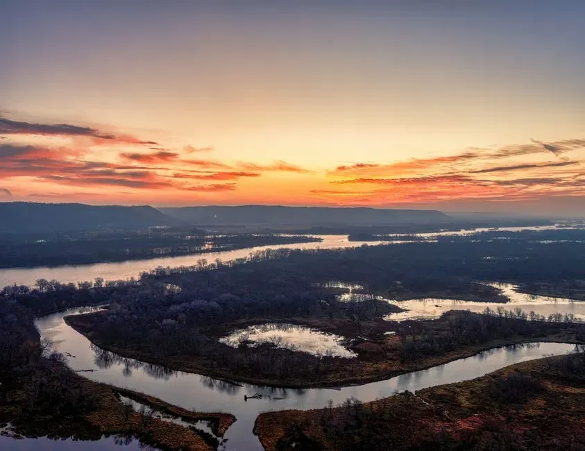 #5 The Mississippi River Delta: A Sinking Landscape Once Built by a Freer River (Image Credits: Pexels)