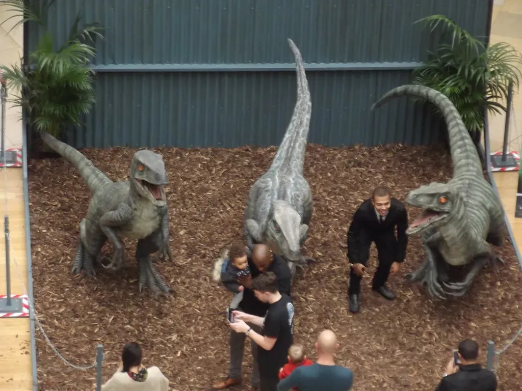 Why Hollywood Super-Sized Velociraptors in the First Place (ell brown, Flickr, CC BY-SA 2.0)