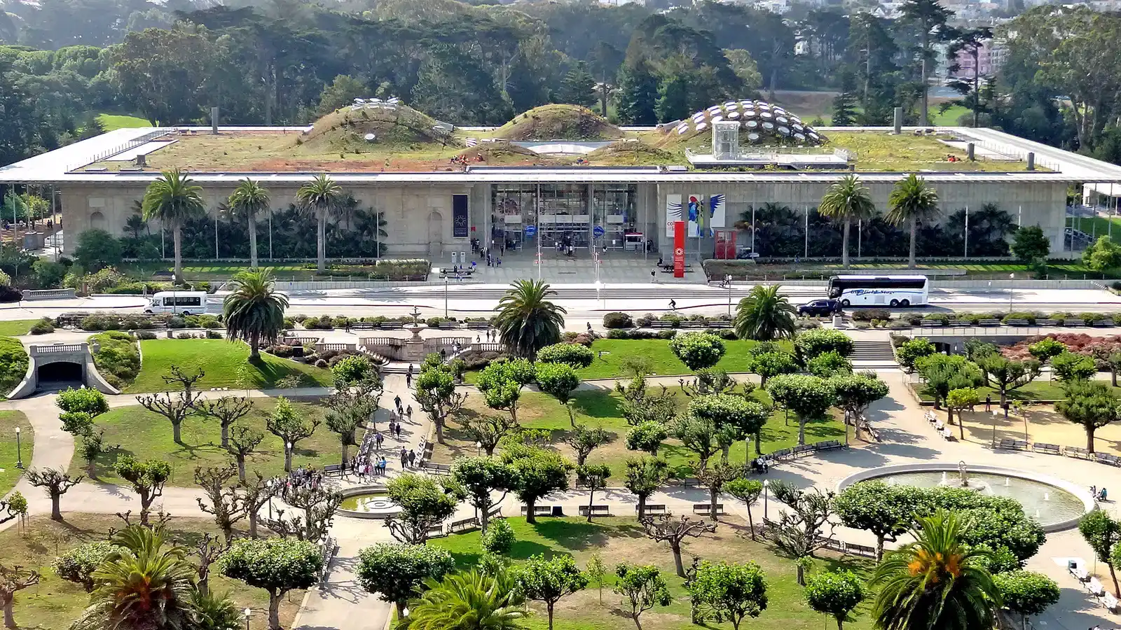 California Academy of Sciences, San Francisco, California (California-06239 - California Academy of Sciences, CC BY-SA 2.0)