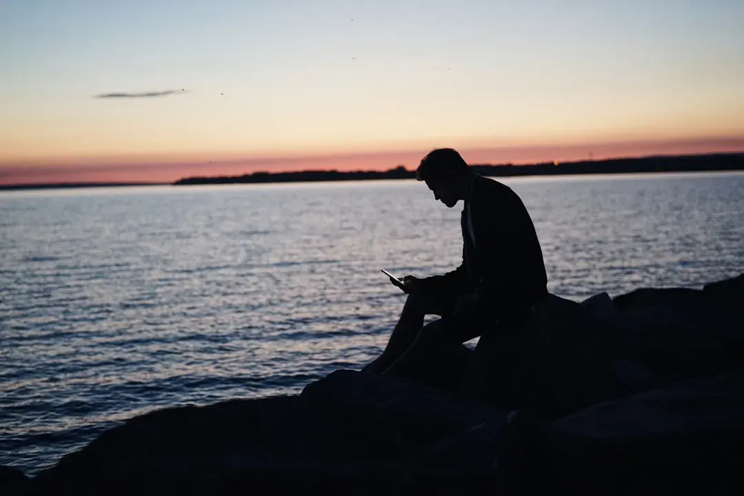 The Role Of Loneliness And The Illusion Of Company (Image Credits: Unsplash)