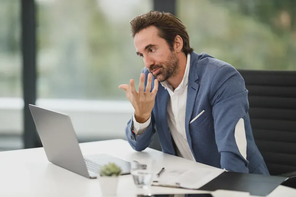 Develop Your Intuitive Decision Muscle (Image Credits: Stocksnap)