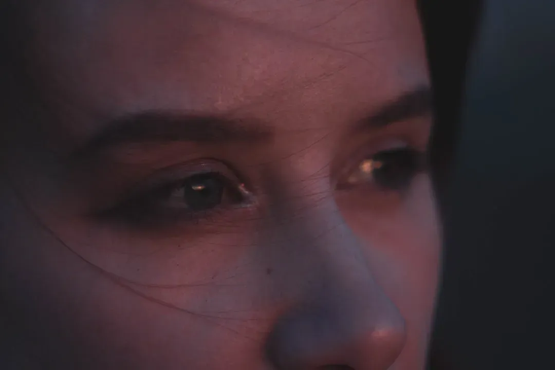 You Pick Up on Things Others Miss (Image Credits: Unsplash)