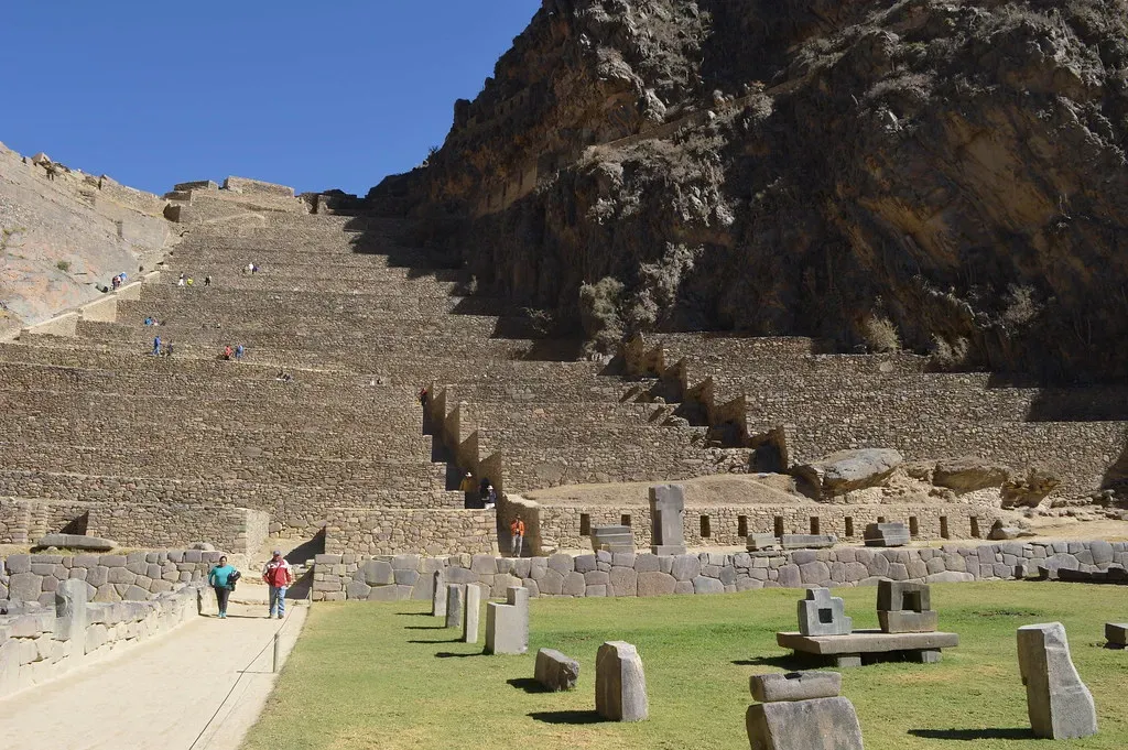 6. Sacsayhuaman's Older Sibling: Ollantaytambo, Peru - Unfinished Work of Giants (CDalmolin, Flickr, CC BY-SA 2.0)
