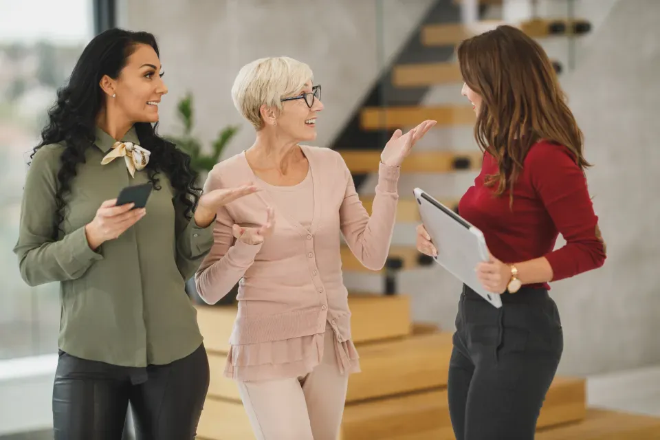 Extroverted Types Get Energized by External Stimulation (Image Credits: Stocksnap)