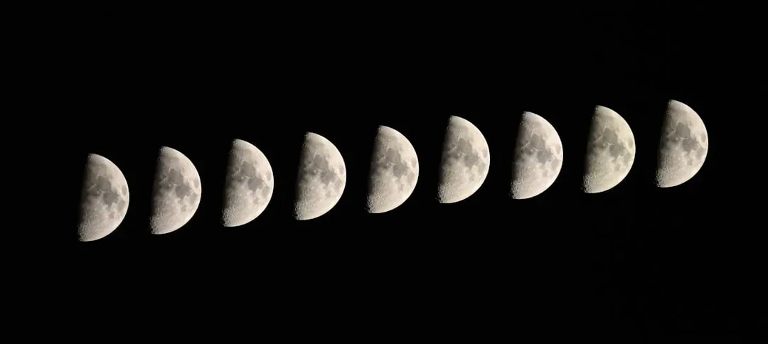 Harnessing Lunar Cycles for Emotional Balance (Image Credits: Unsplash)