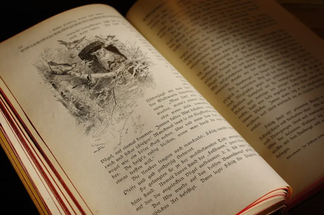 #7 How Textbooks, Museums, and Media Keep Old Images on Life Support (Image Credits: Unsplash)