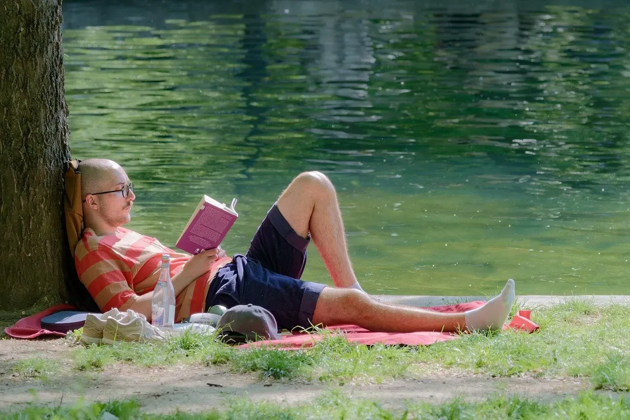 Cancer: Lakeshores and Secluded Beaches (Image Credits: Pixabay)