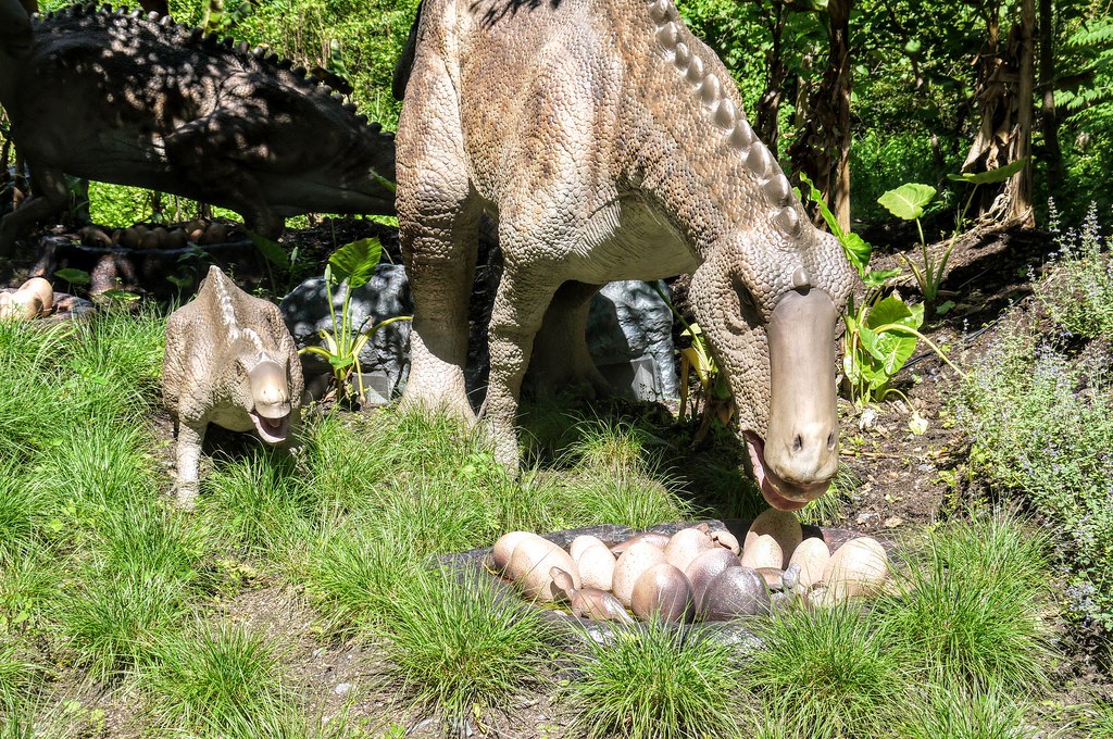 Cancer: The Protective Maiasaura (Image Credits: Flickr)
