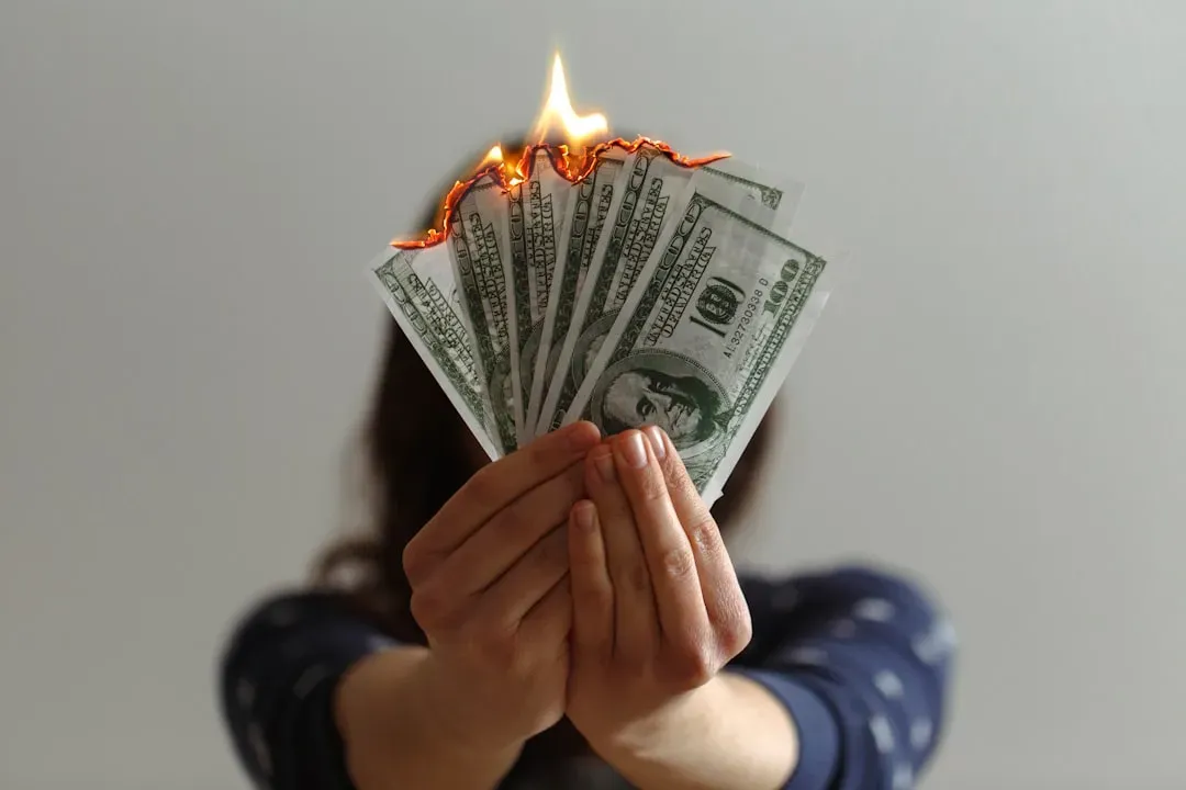 7. Saying “I’m Just Not Good With Money” As A Fixed Identity (Image Credits: Unsplash)