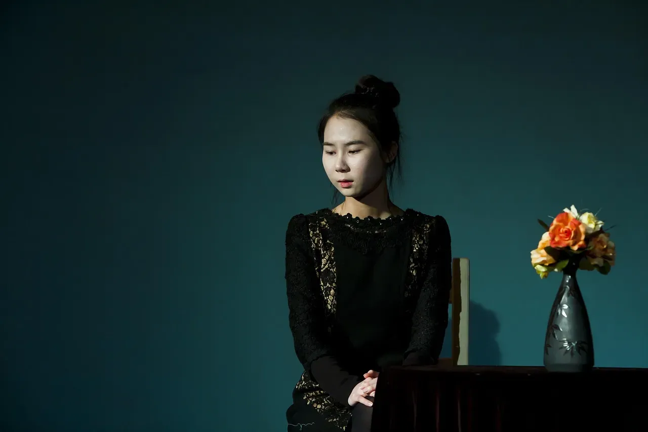 The Power of Dialogue Over Destruction (Image Credits: Pixabay)