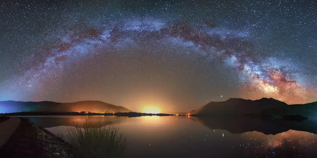 Sagittarius – The Wide-Open Sky of the Milky Way (Image Credits: Flickr)