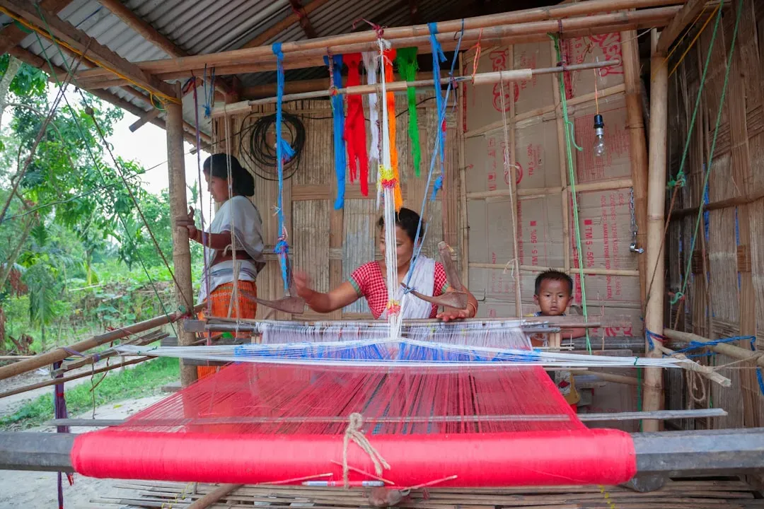 The Art of Weaving and Talking: Learning Through Doing (Image Credits: Unsplash)