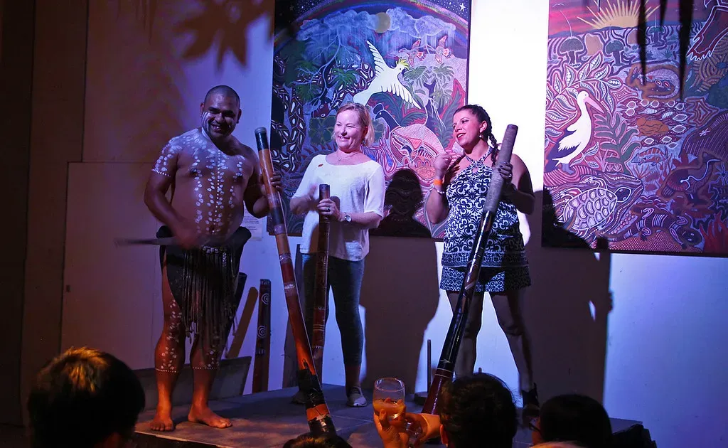 You Join a New Conversation Between Science and Ancestral Knowledge (scott1346, Flickr, CC BY 2.0)