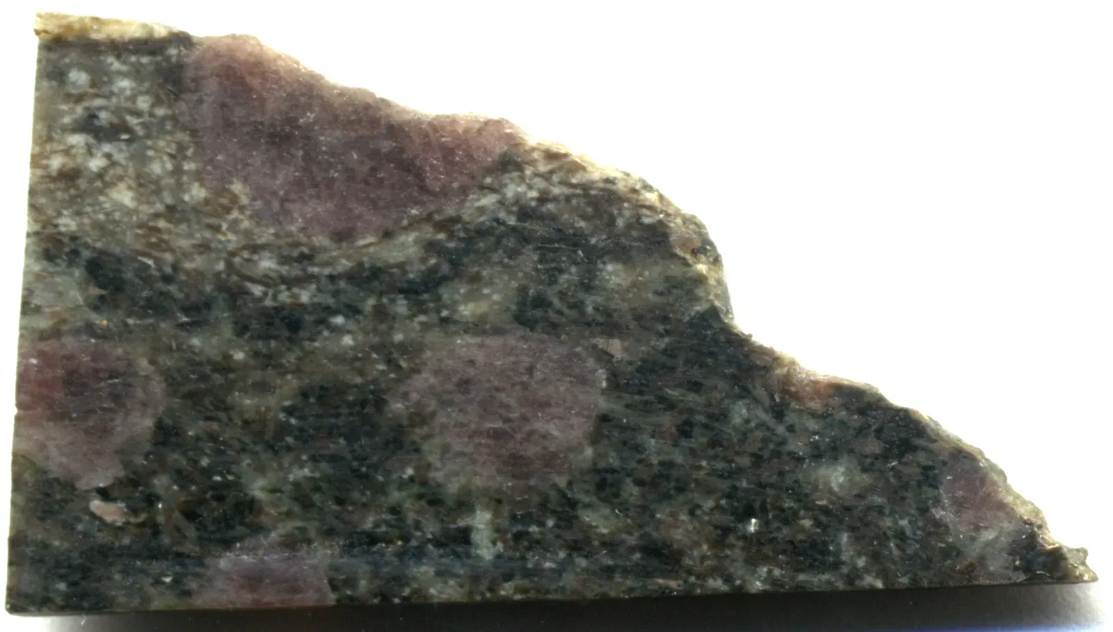 Greenstone belts and cratons: the battered skeleton of an ancient surface (Garnet paragneiss (Nuvvuagittuq Greenstone Belt, Hadean, 4.28 Ga; western Ungava Peninsula, eastern side of Hudson Bay, Quebec, Canada), CC BY 2.0)