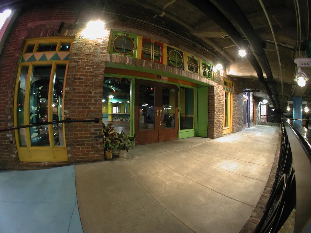 #7 - Atlanta's Original 1920s Street Level Is Sealed Beneath A Shopping District (7263255, Flickr, CC BY-SA 2.0)