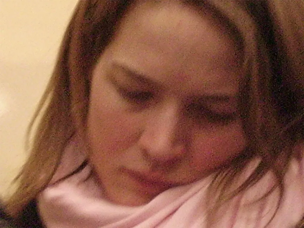 Their Body Language Tells a Different Story (Image Credits: Flickr)