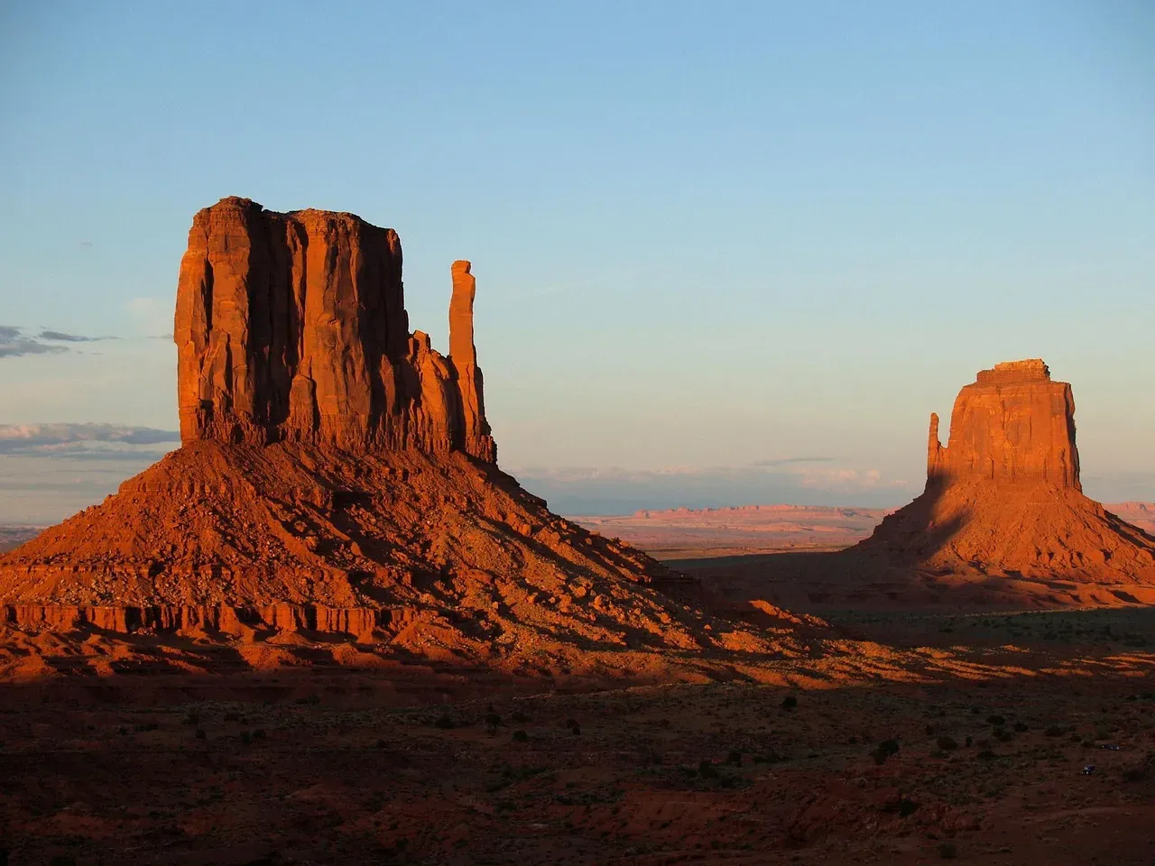 Monument Valley: Sandstone Sentinels of the Southwest (Image Credits: Pixabay)